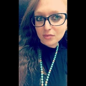 Meet your Posher, Valerie